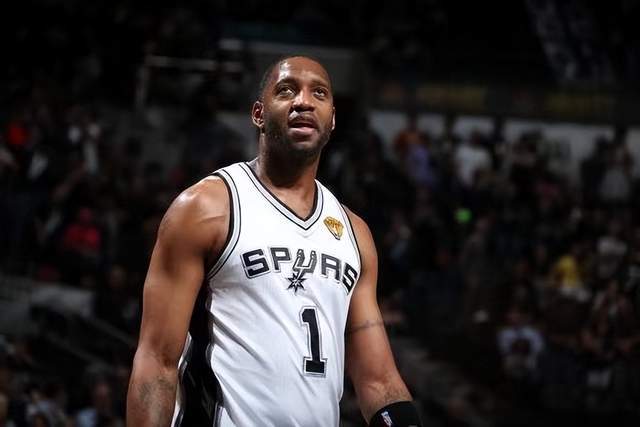 斯特鲁斯逆天绝杀骑士胜独行侠 魔术大胜篮网