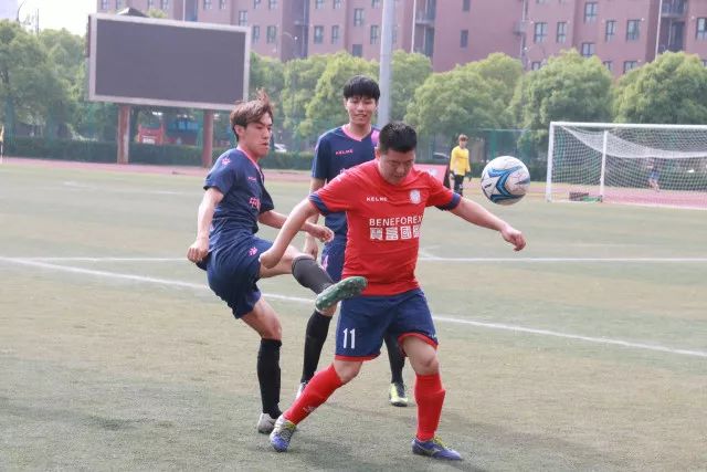杨毅：李凯尔最合适打4号位 挡拆策应破紧逼