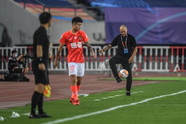 许利民担任首钢男篮主教练 李楠任技术顾问